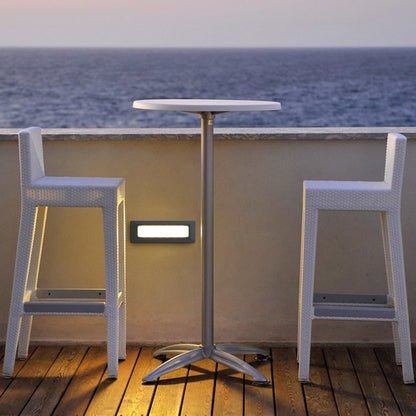 Éclairage moderne LED pour terrasse et marches extérieur