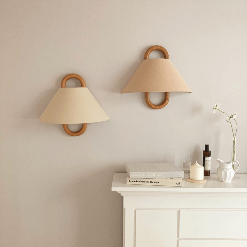 Lampe murale plissée contemporaine