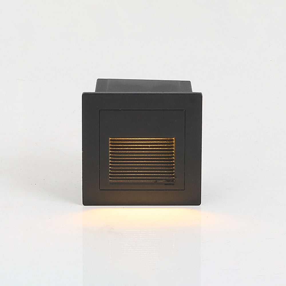 Éclairage moderne à LED pour terrasse et marches