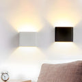Applique murale en forme de cube