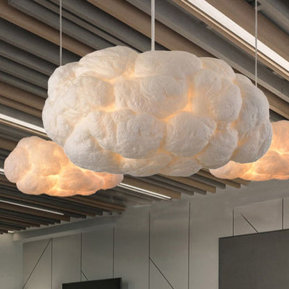 Lustre suspendu en forme de nuage à LED