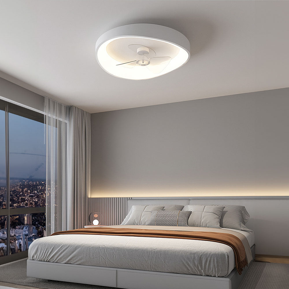 Ventilateur de plafond moderne avec lumière LED