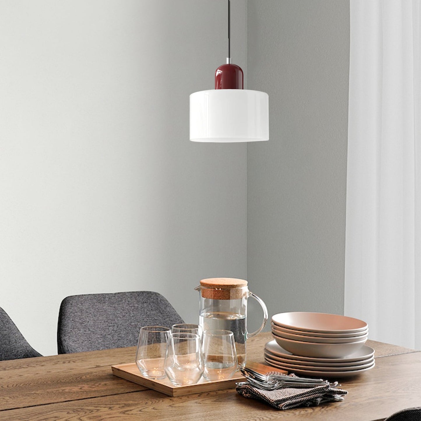 Petite lampe suspendue en verre de style Bauhaus