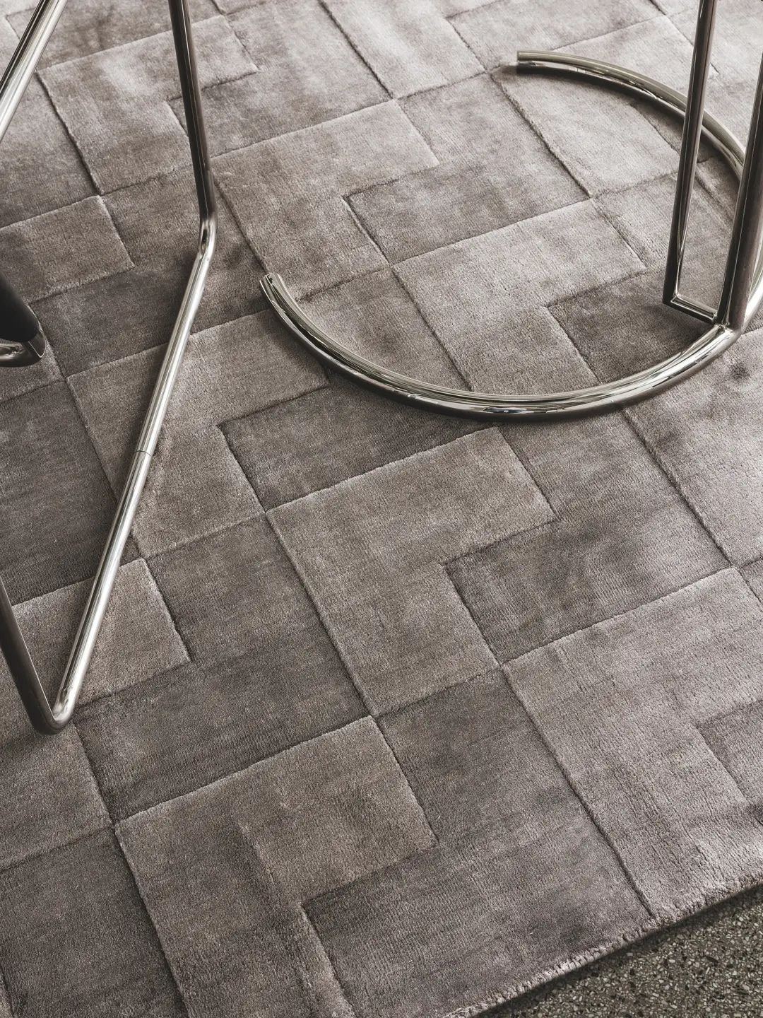 Tapis en lyocell marron pour le salon