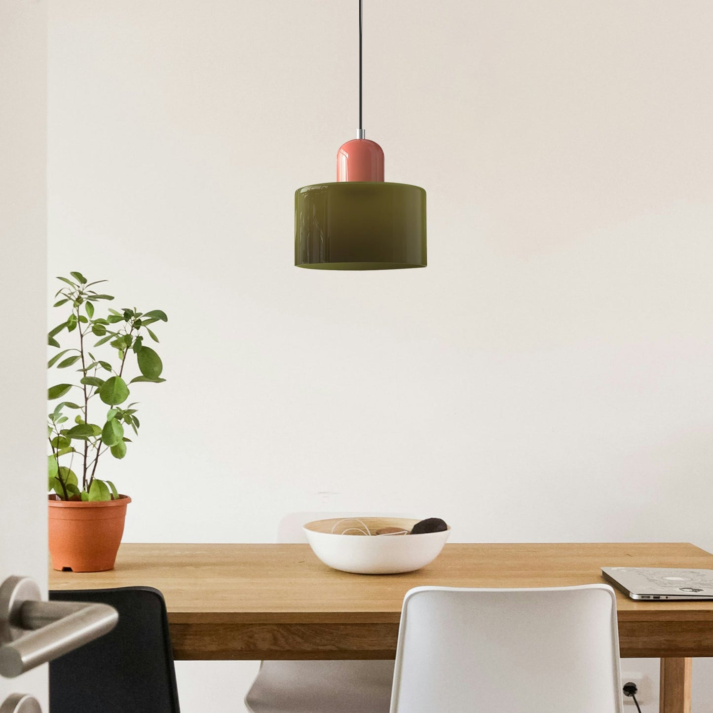 Petite lampe suspendue en verre de style Bauhaus