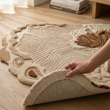 Hand-tufted wool rug