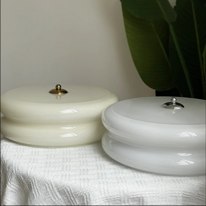 Plafonnier Art Déco crème en forme de gâteau