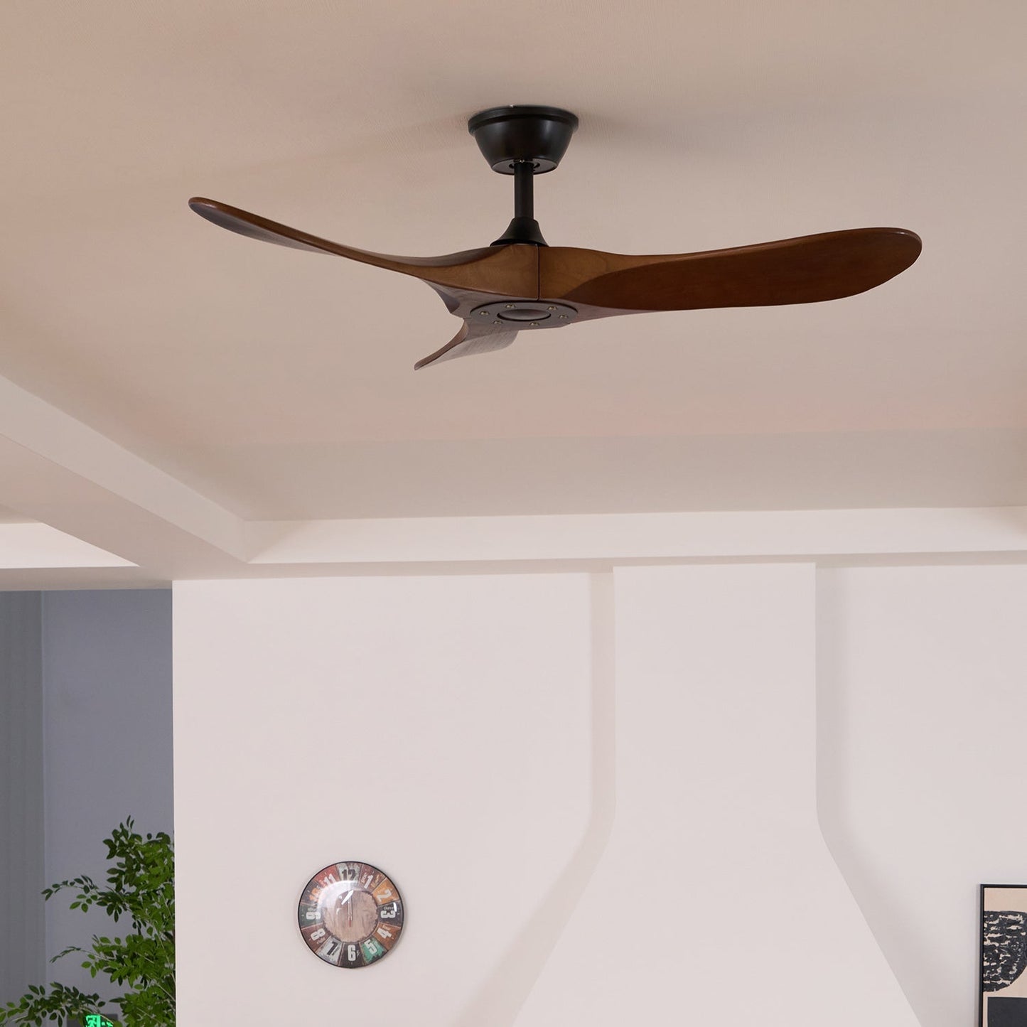 Ventilateur de plafond moderne en bois