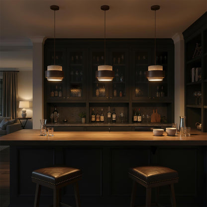 Lanterne suspendue en pierre rustique