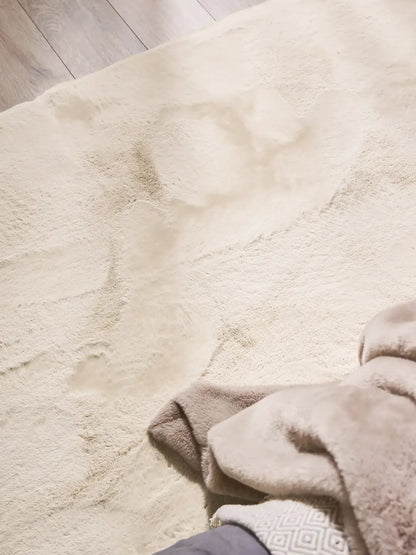 Tapis en fausse fourrure lavable