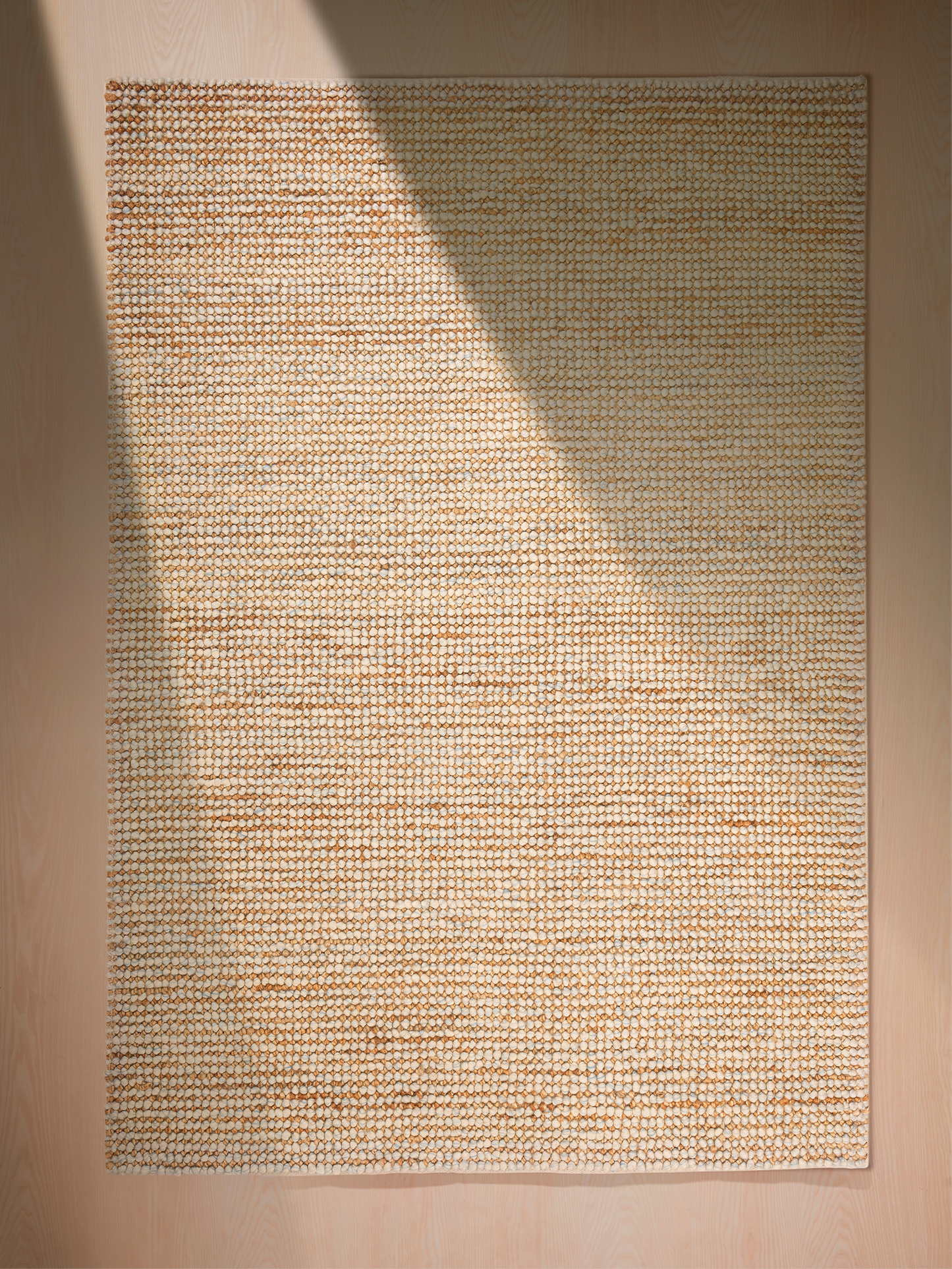 Beige wool-jute rug
