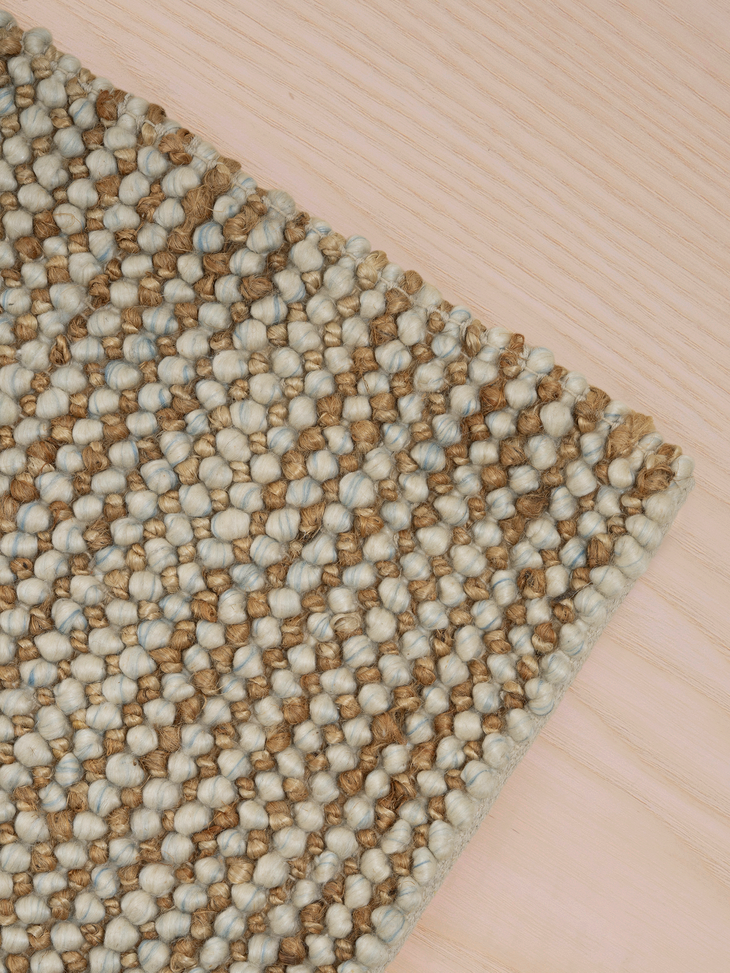 Beige wool-jute rug