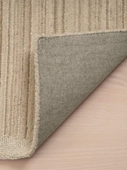 Timeless beige living room rug