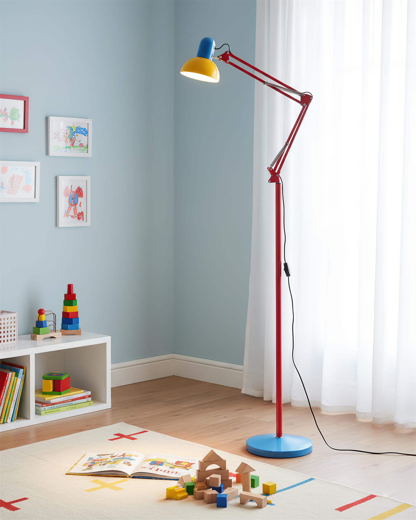 Lampe sur pied moderne artistique