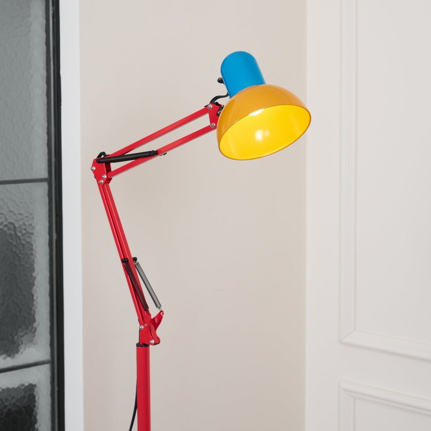 Lampe sur pied moderne artistique