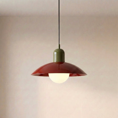Suspension moderne au design coloré