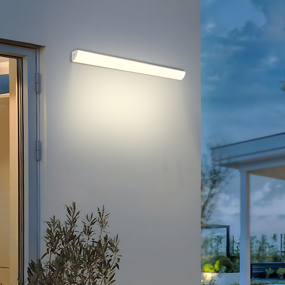 Lampe murale étanche élégante