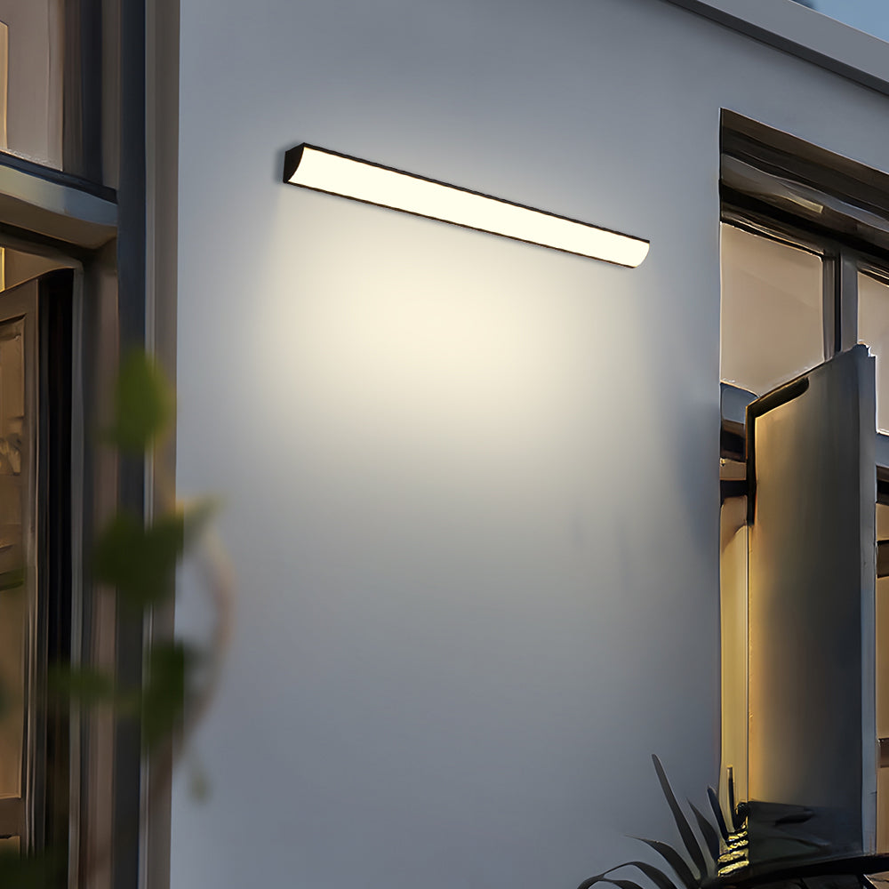 Lampe murale étanche élégante