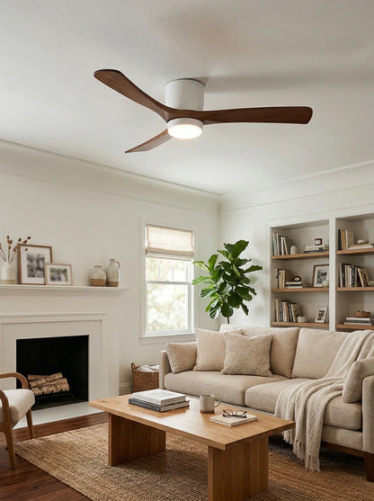 Ventilateur de plafond moderne avec pales en bois et lumière intégrée