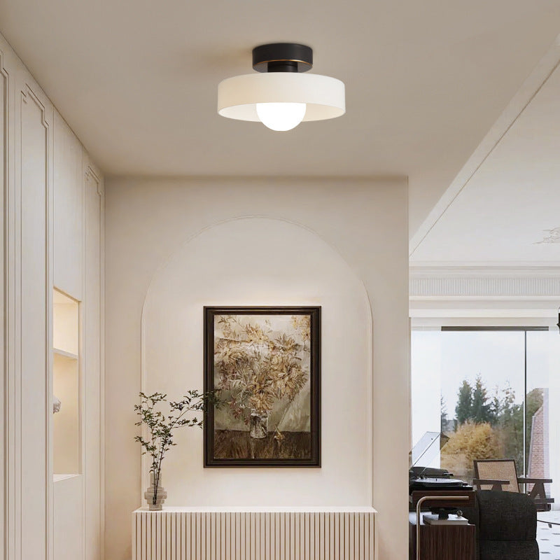 Plafonnier moderne de style Bauhaus