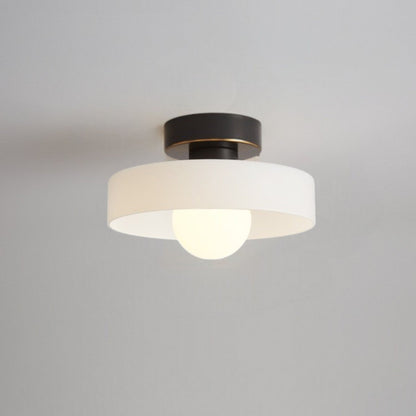 Plafonnier moderne de style Bauhaus