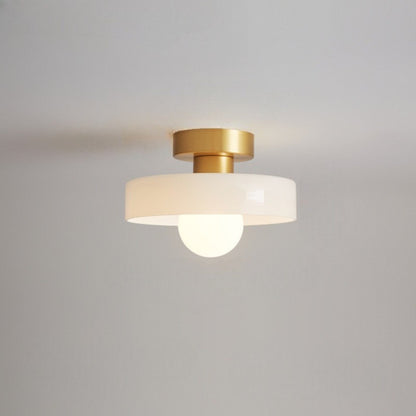 Plafonnier moderne de style Bauhaus