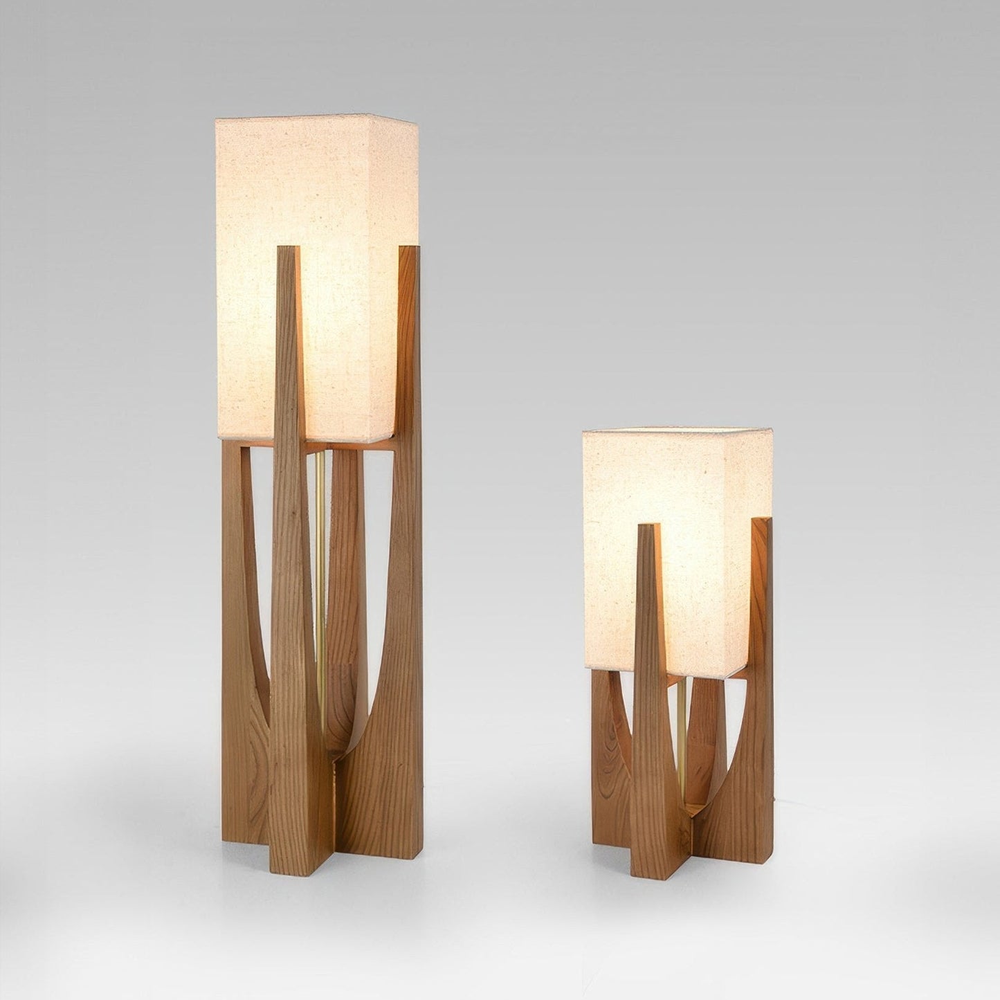Lampe sur pied en bois minimaliste