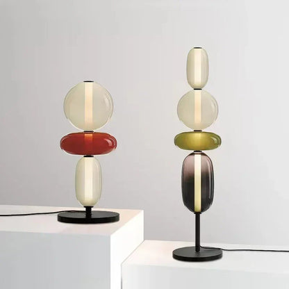 Lampe sur pied de créateur avec détails colorés