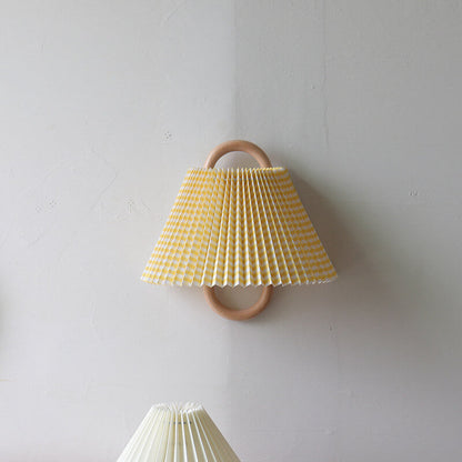 Lampe murale plissée contemporaine