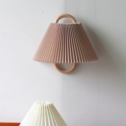 Lampe murale plissée contemporaine