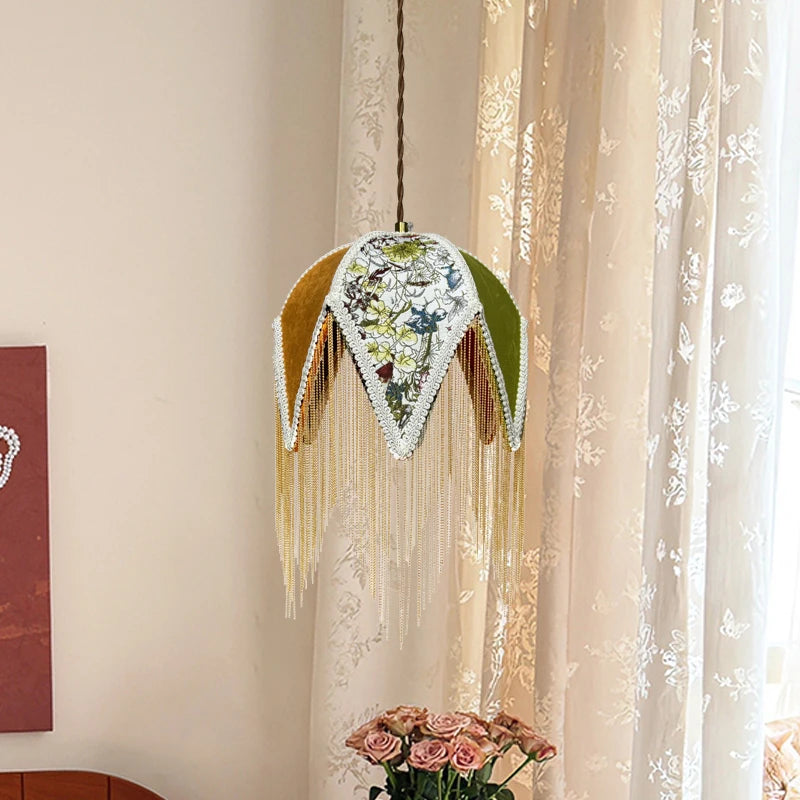 Suspension en tissu d'époque