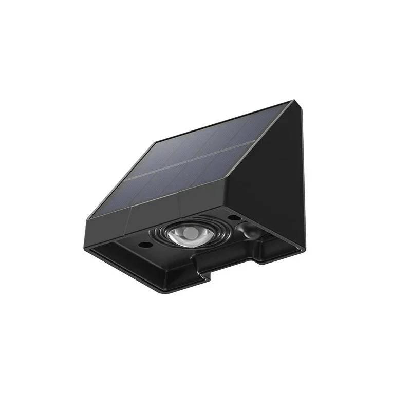 Lanterne solaire contemporaine pour chemin