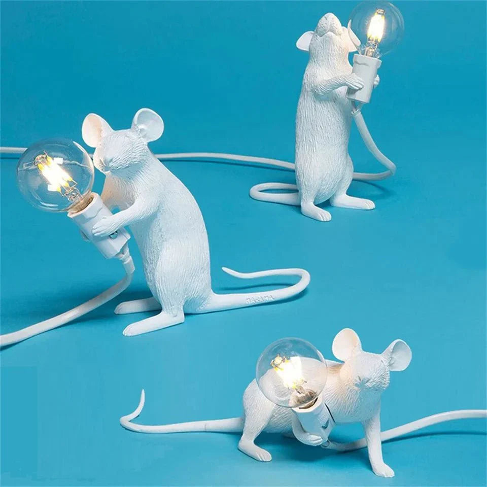 L'Explorateur Curieux – Une Lampe Souris Ludique