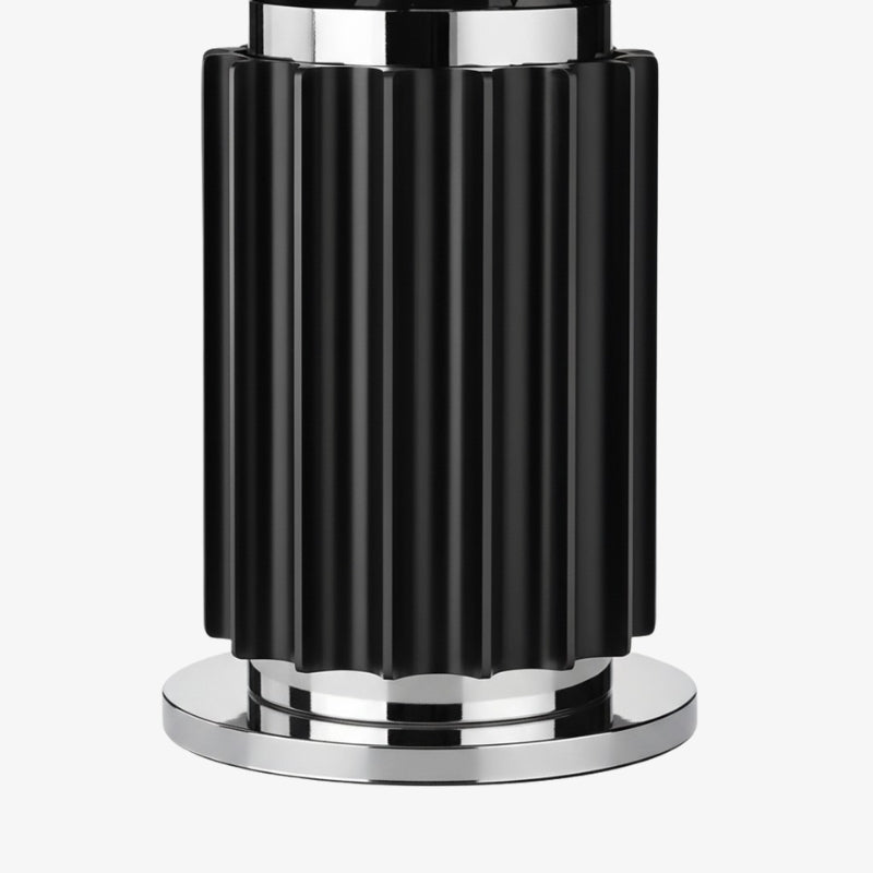 Lampe de table en métal sculptural