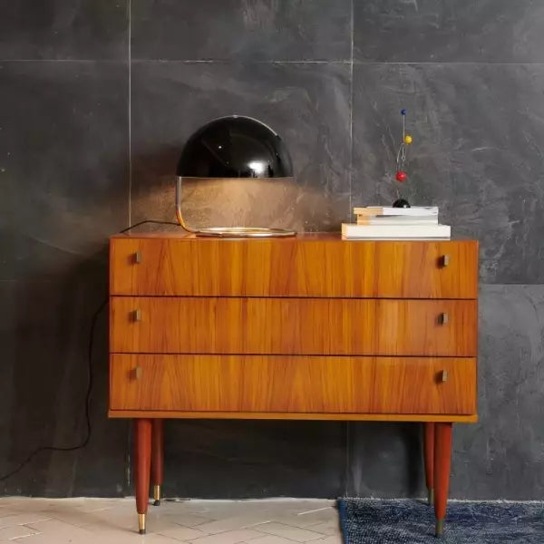 Lampe de table postmoderne en métal et verre