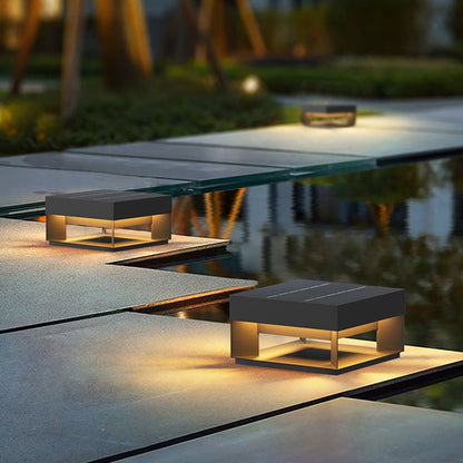 Lampe de poteau extérieure Solar Cube