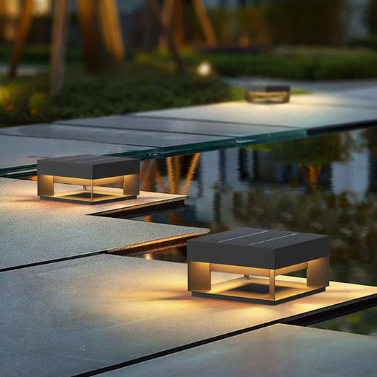 Lampe de poteau extérieure Solar Cube