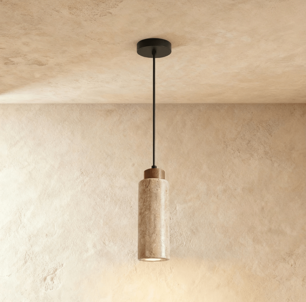 Suspension fine en bois et travertin