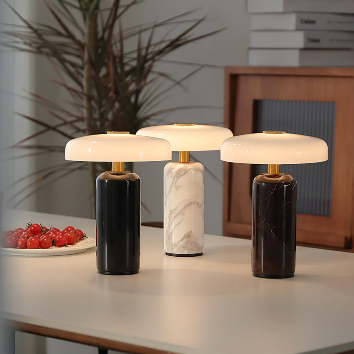 Lampe de table en marbre art déco Vestara