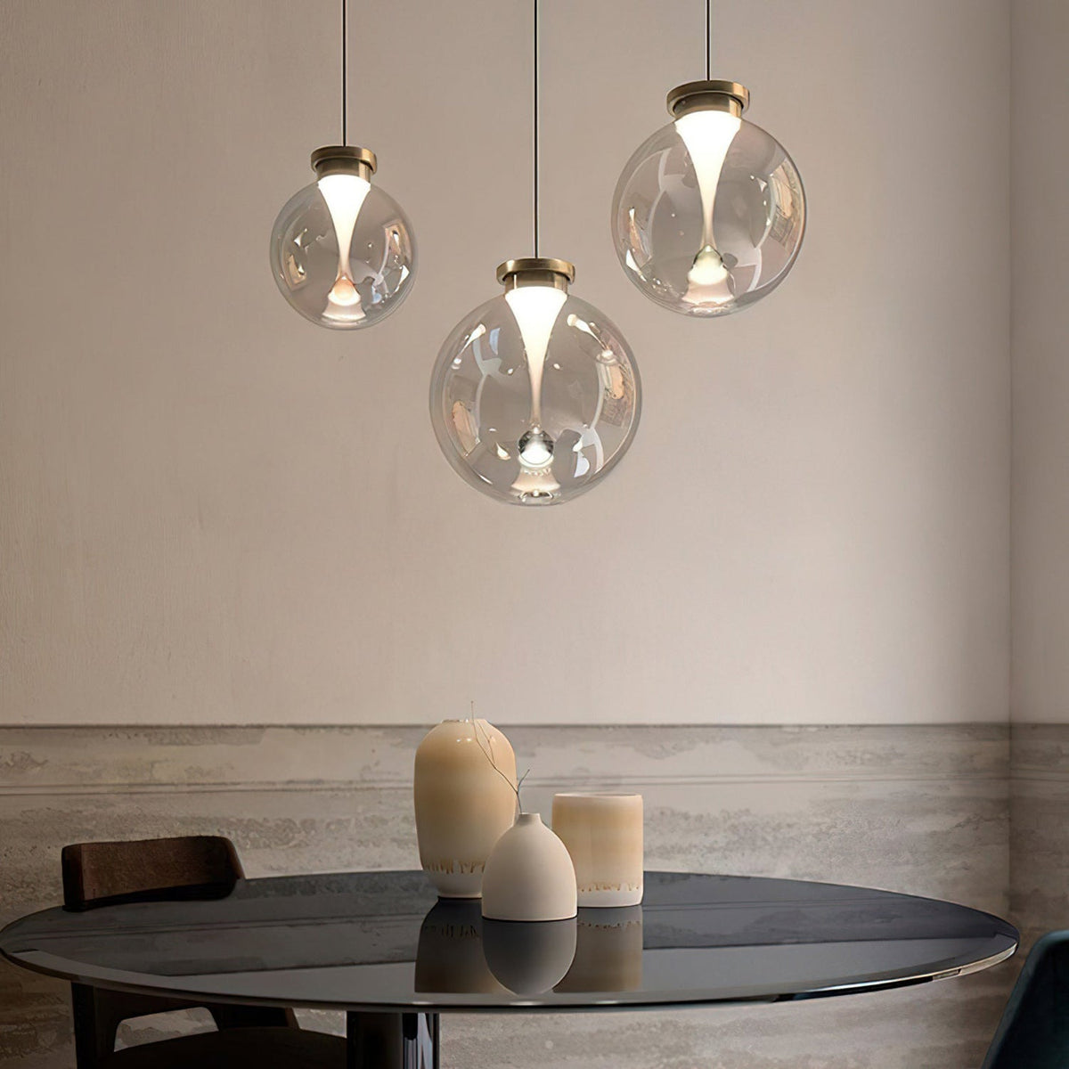 Suspension boule en verre teinté