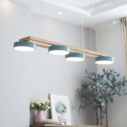 Lustre en bois linéaire avec motif d’oiseaux