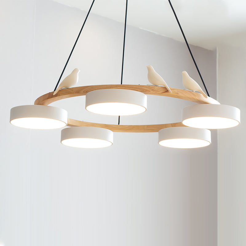 Lustre rond en bois avec oiseaux