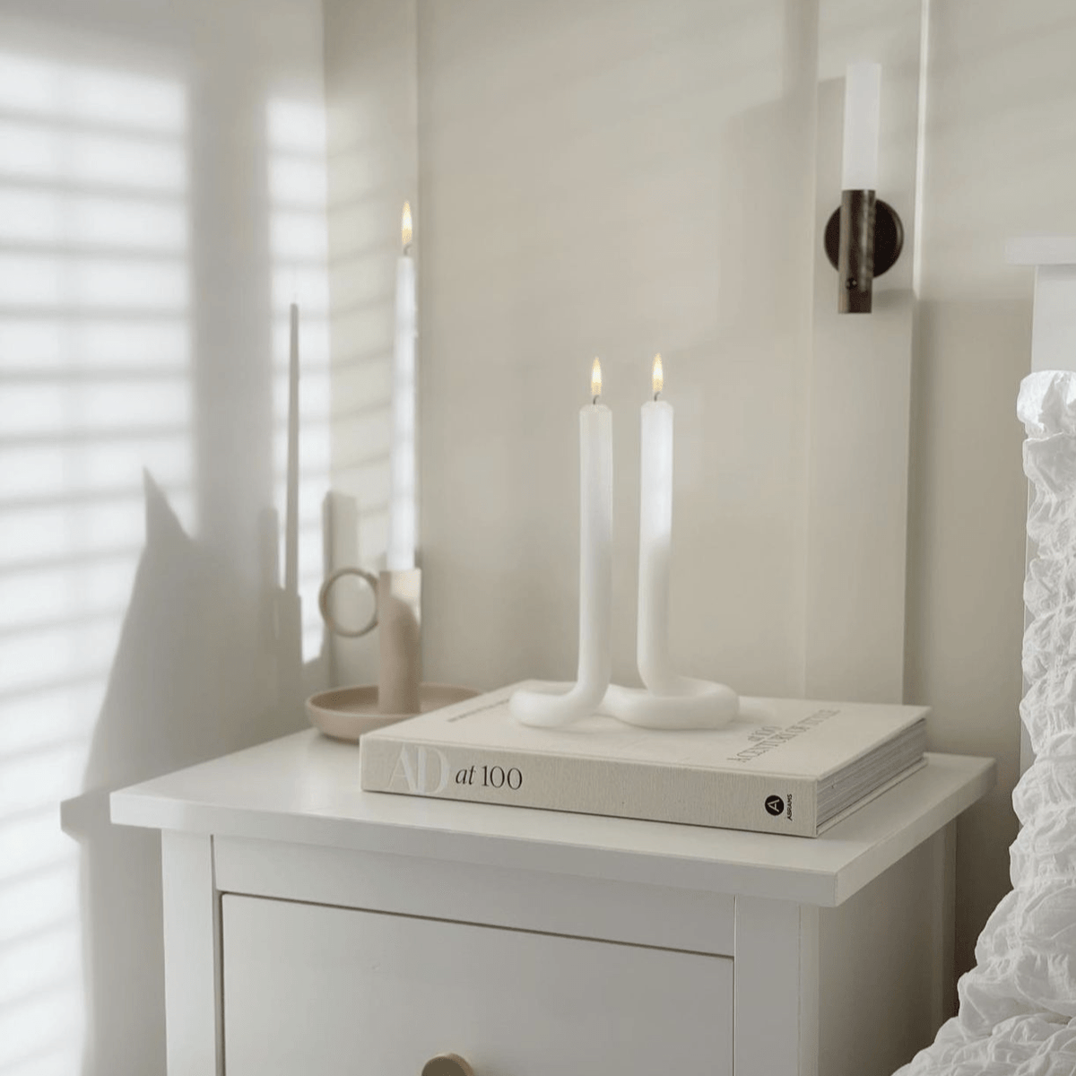 Applique murale sans fil en bois fine