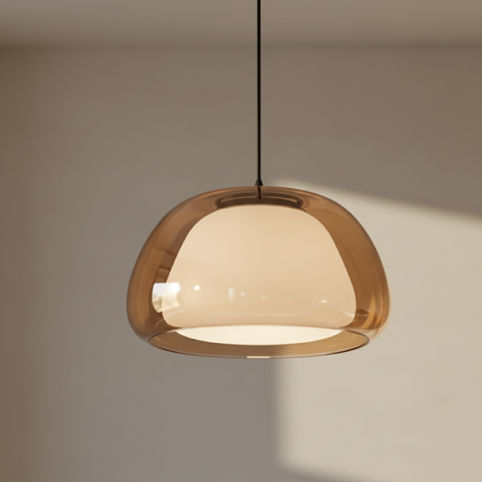 Suspension en forme de dôme en verre teinté