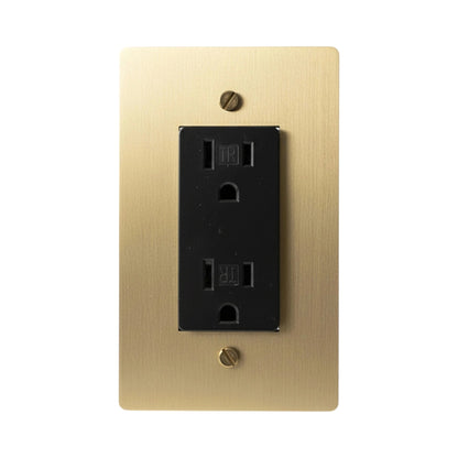 Prise double traditionnelle en laiton Corvanel