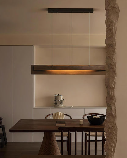 Lustre linéaire en bois et LED
