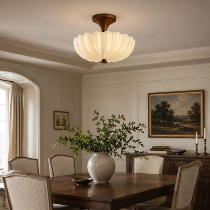 Plafonnier semi-affleurant en bois et verre festonné