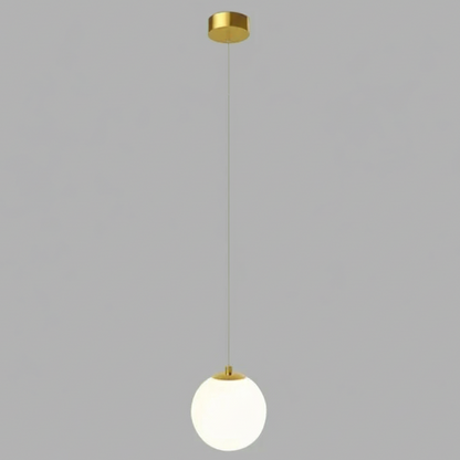 Suspension globe en verre opale nordique Solvara