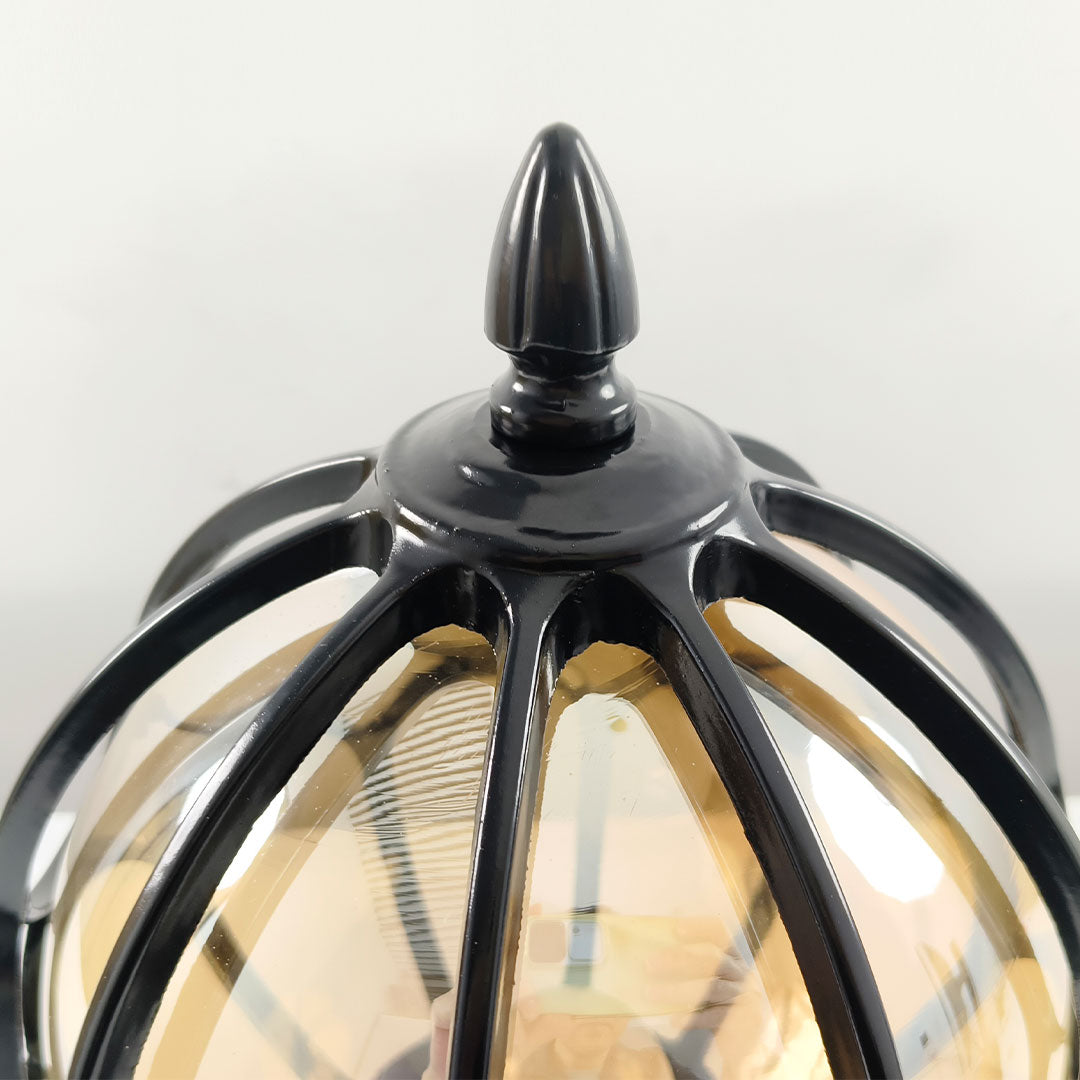 Lanterne classique à poser en verre avec cage