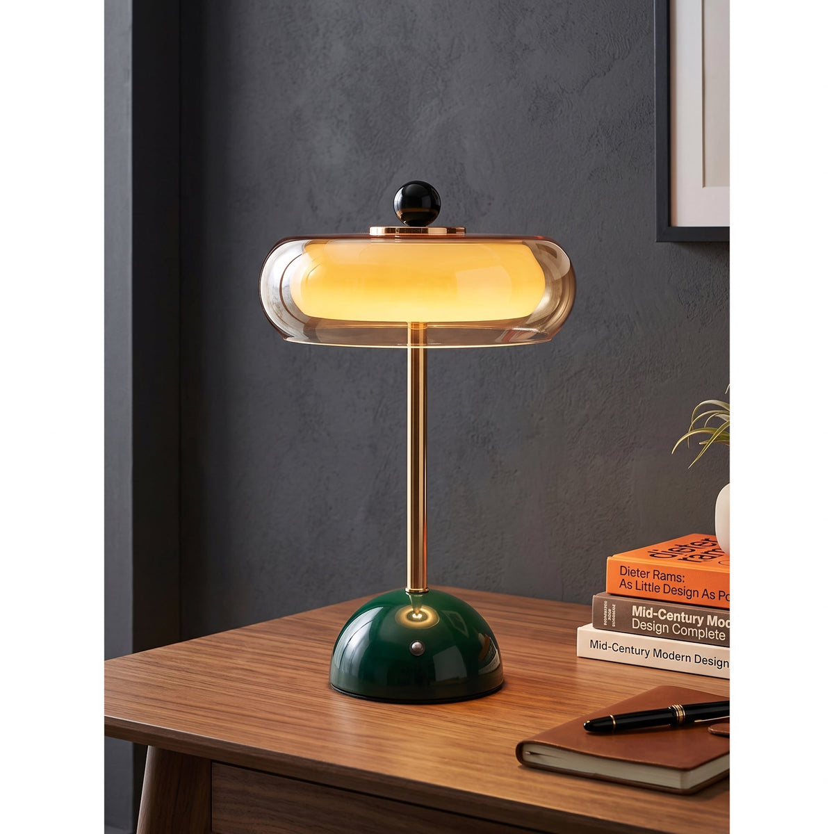 Lampe de table en verre art déco Quorren